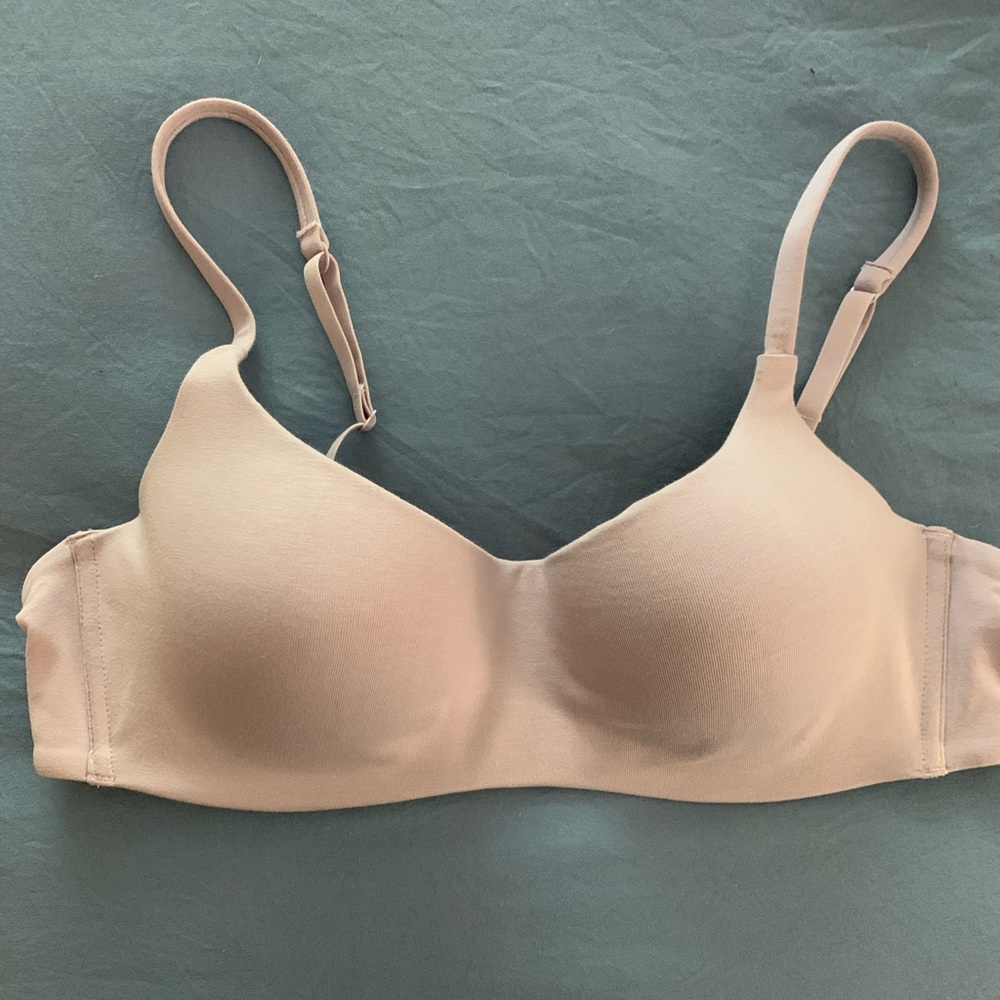 SKIMS Cotton Molded Bra 38B